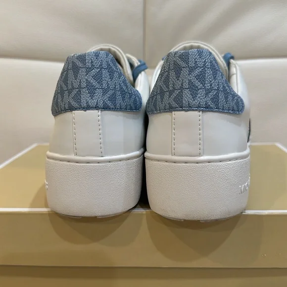 Michael Kors Poppy Leather and Logo Stripe Sneaker in Size 8.5 with Box - Picture 4 of 11